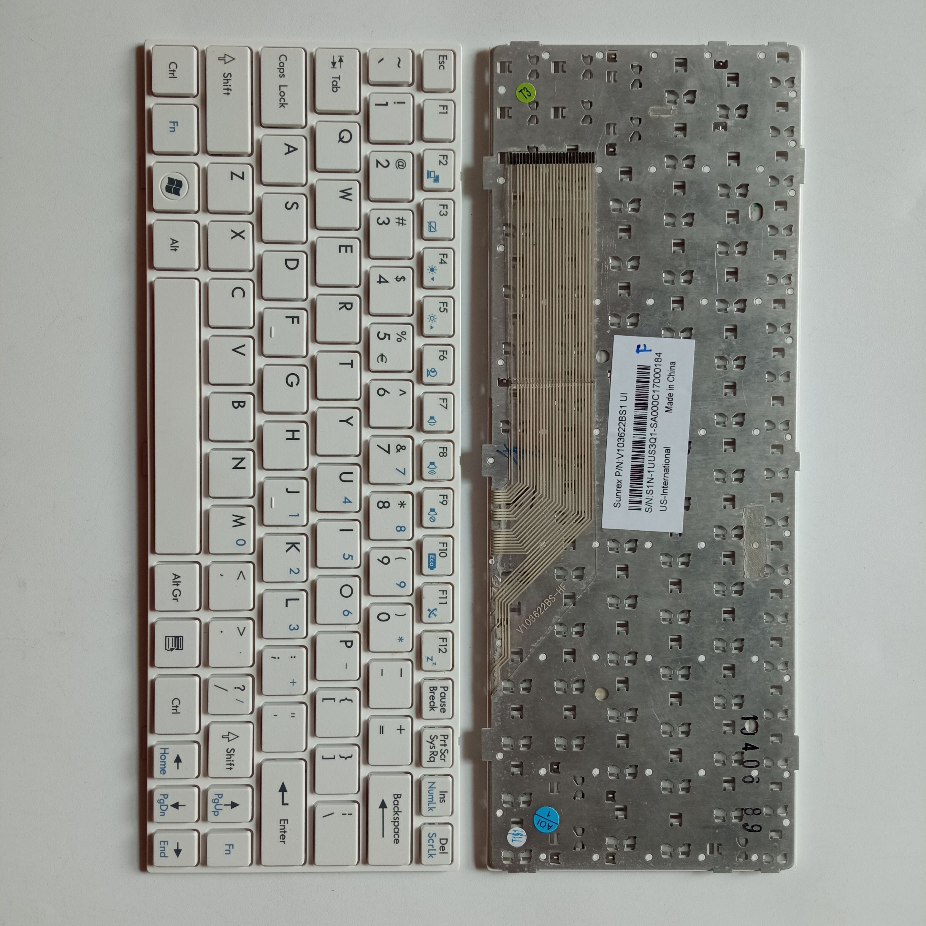 Picture of New Replacement Laptop Keyboard For MSI U135 WHITE FRAME BLACK US Layout